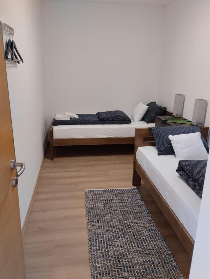 Apartman Zagreb , With Balcony And Free Parking Exterior photo