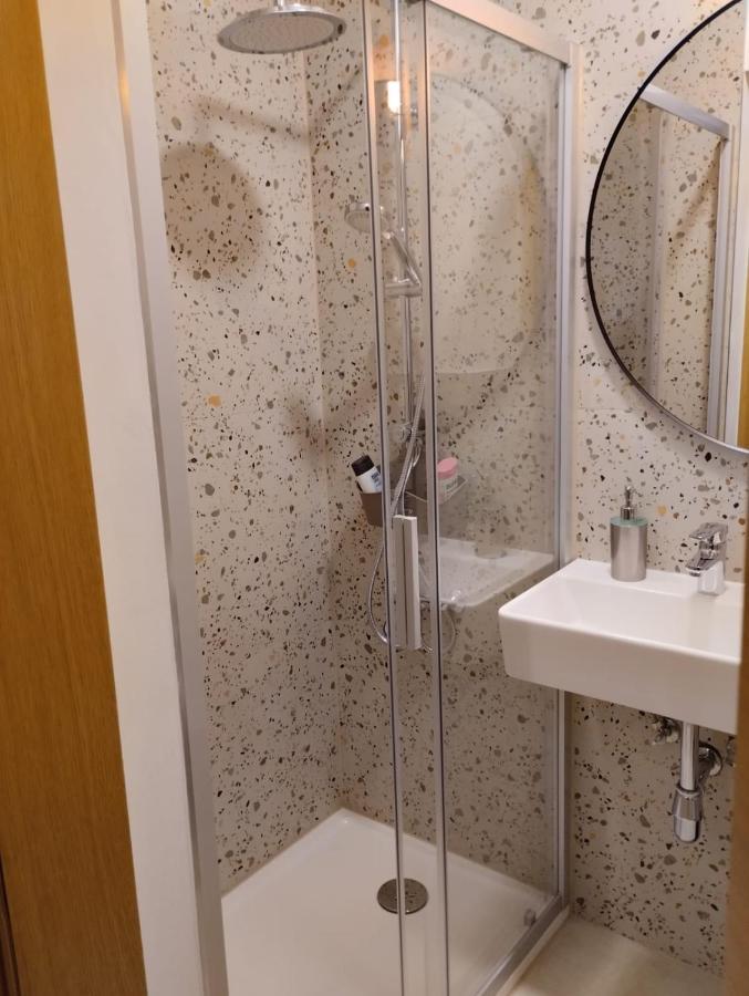 Apartman Zagreb , With Balcony And Free Parking Exterior photo