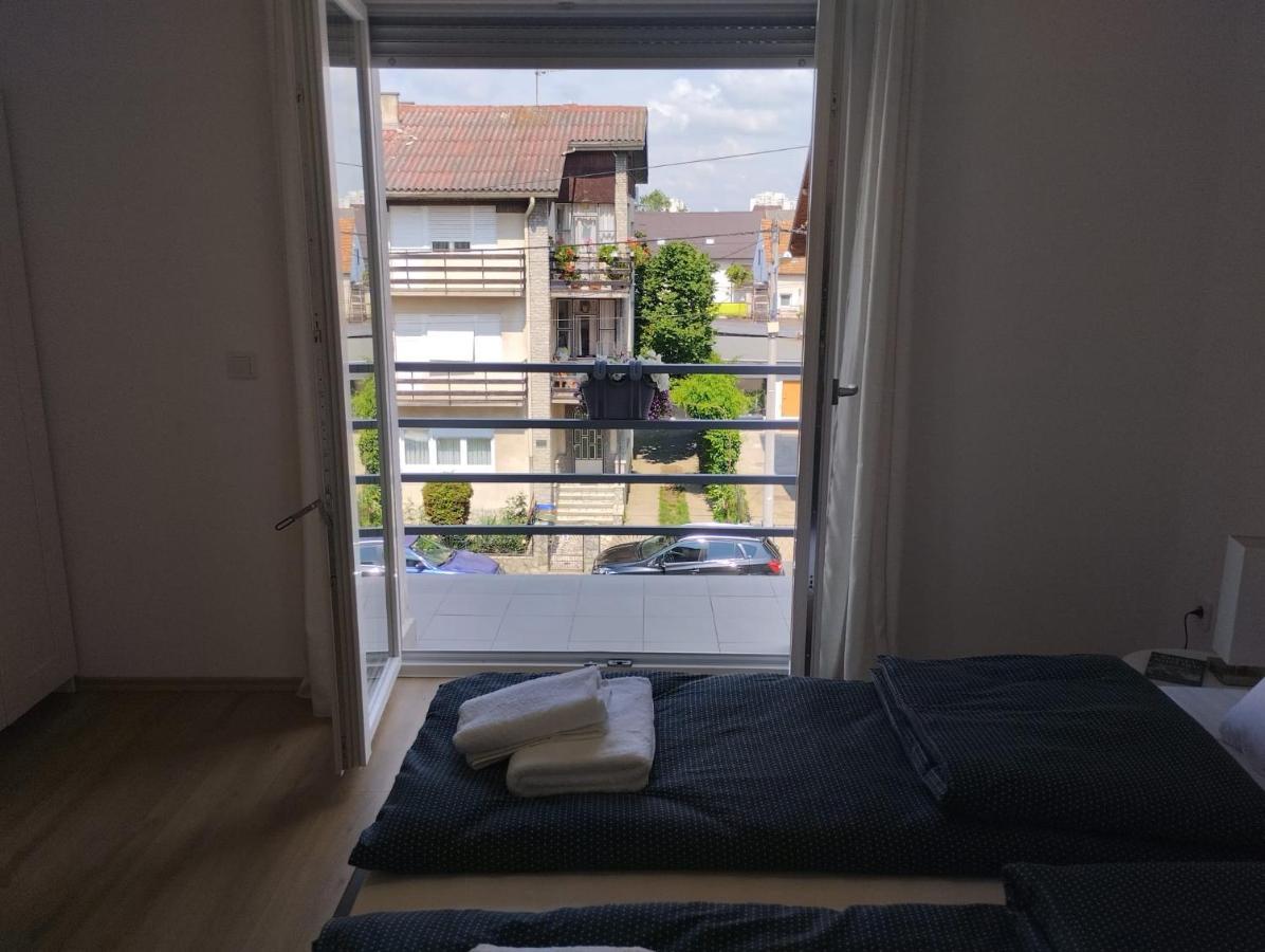 Apartman Zagreb , With Balcony And Free Parking Exterior photo